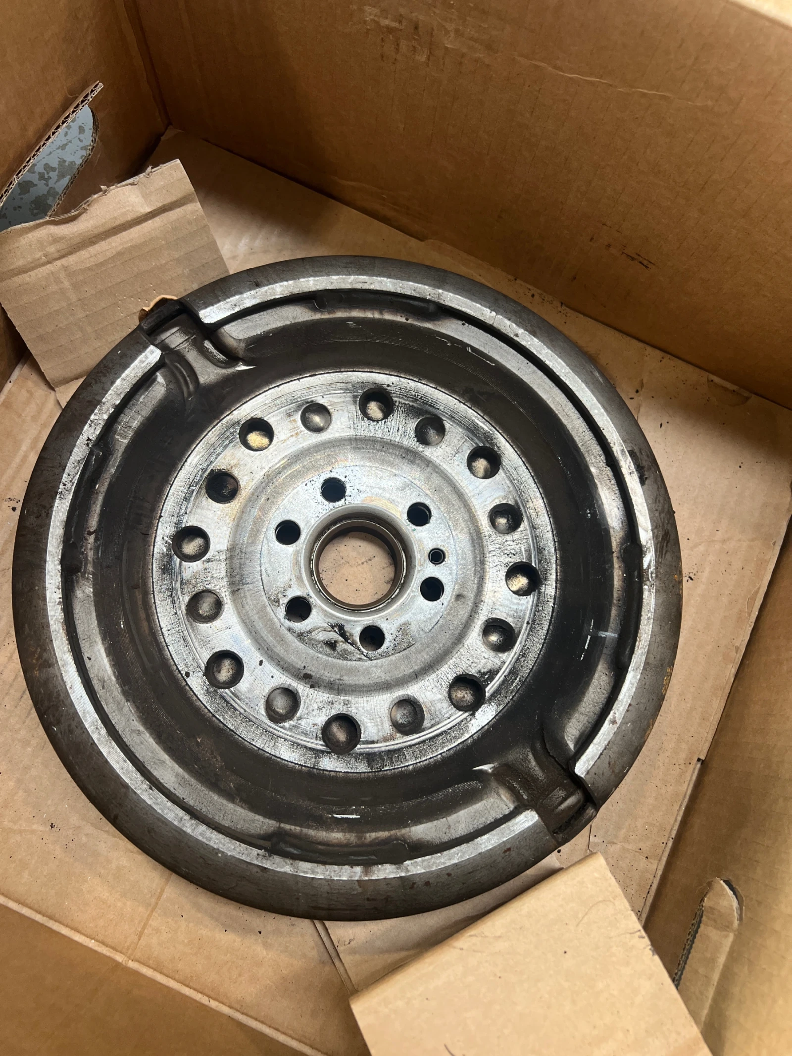 Маховик 1.9 tdi 105, снимка 4 - Части - 54062741