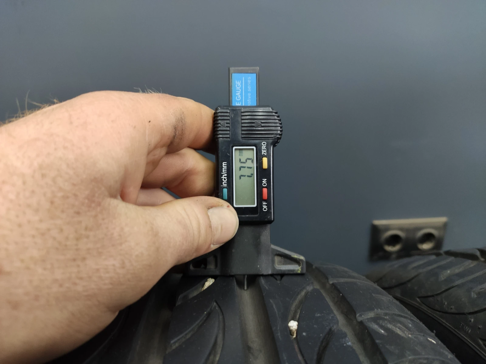  205/40R17 | Mobile.bg   6