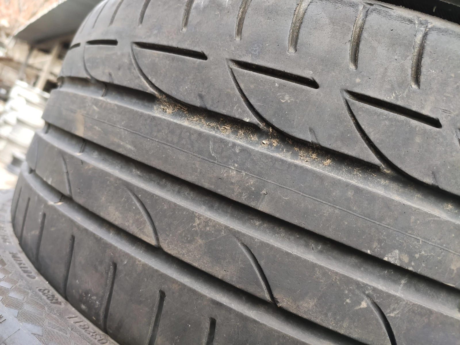 Гуми Летни 225/40R19
