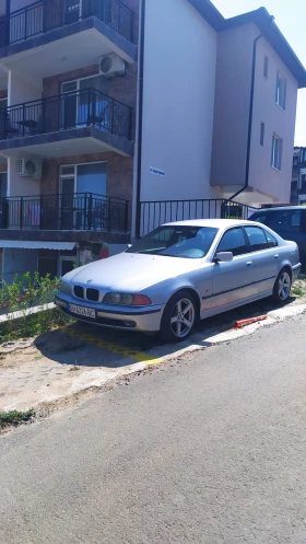 BMW 528, снимка 1
