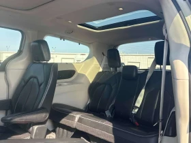 Chrysler Pacifica * Limited * PANO* ПОДГРЕВ* KEYLESS* , снимка 11