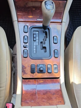 Mercedes-Benz E 320, снимка 8