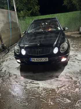 Mercedes-Benz E 320, снимка 1
