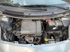 Toyota Yaris Климатик/Еко 4/, снимка 16