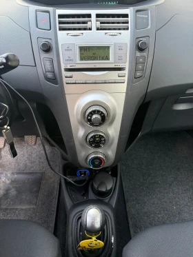 Toyota Yaris Климатик/Еко 4/, снимка 9