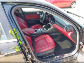 Alfa Romeo Giulia TI RWD CARFAX АВТО ФИНАНСИРАНЕ - 29900 лв. - 33429288 | Car24.bg
