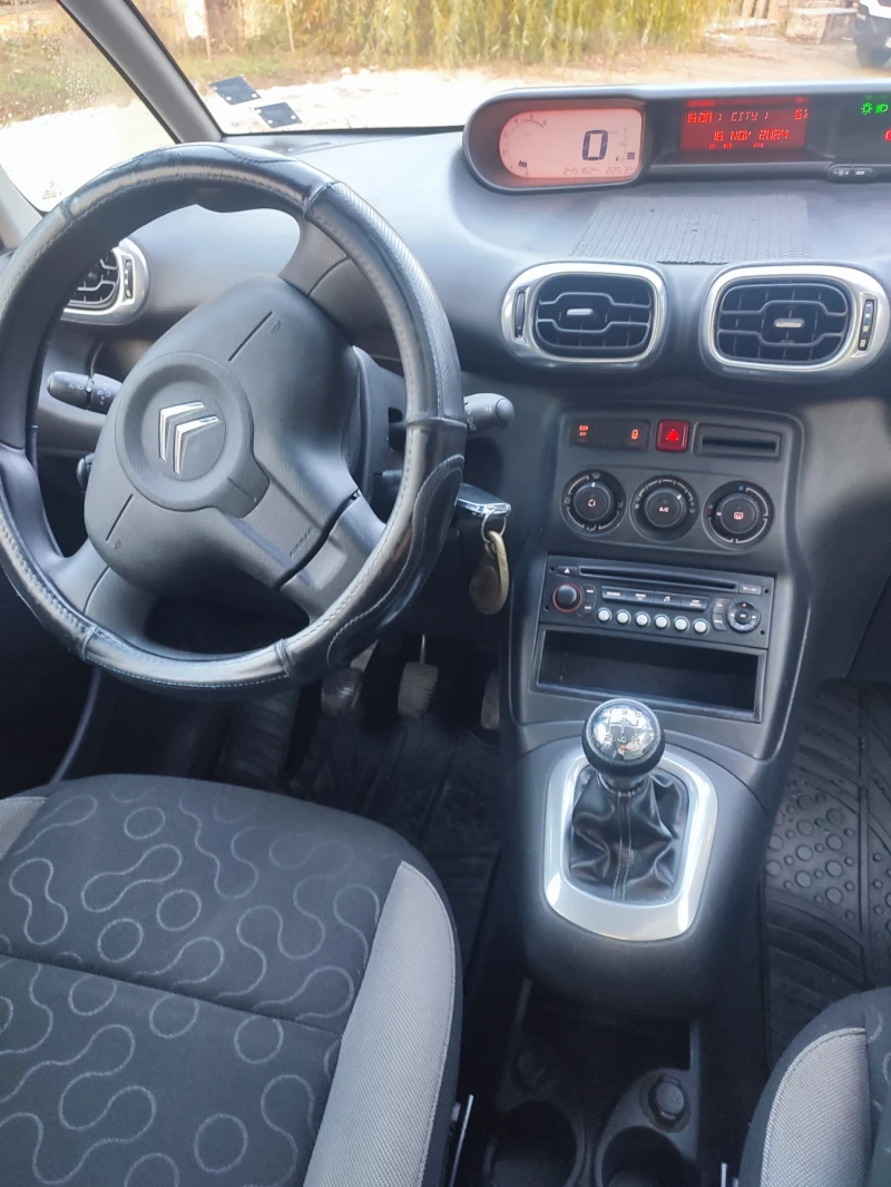 Citroen C3 Picasso, снимка 8 - Автомобили и джипове - 48002148