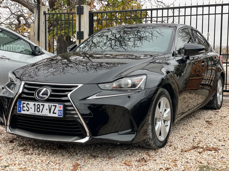 Lexus IS 300 Hybrid , снимка 4 - Автомобили и джипове - 48082212