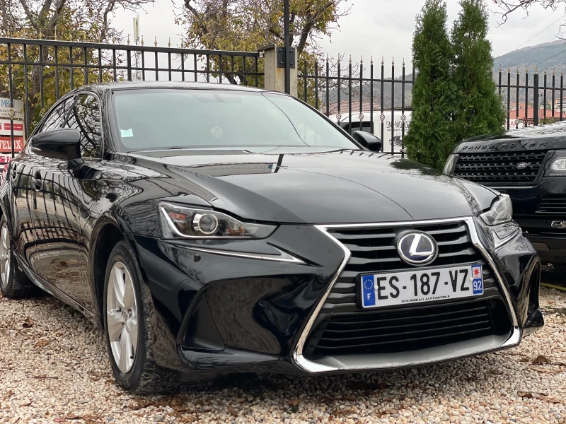 Lexus IS 300 Hybrid , снимка 2 - Автомобили и джипове - 48082212