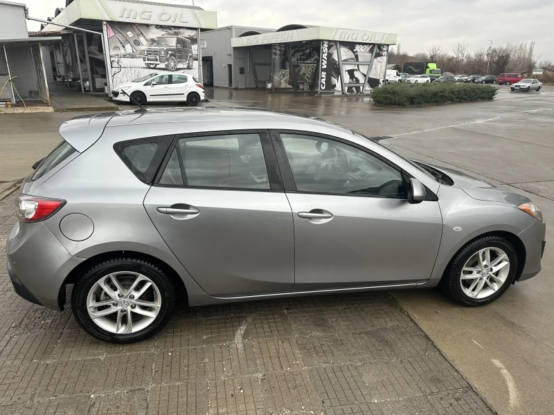 Mazda 3, снимка 4 - Автомобили и джипове - 48214609