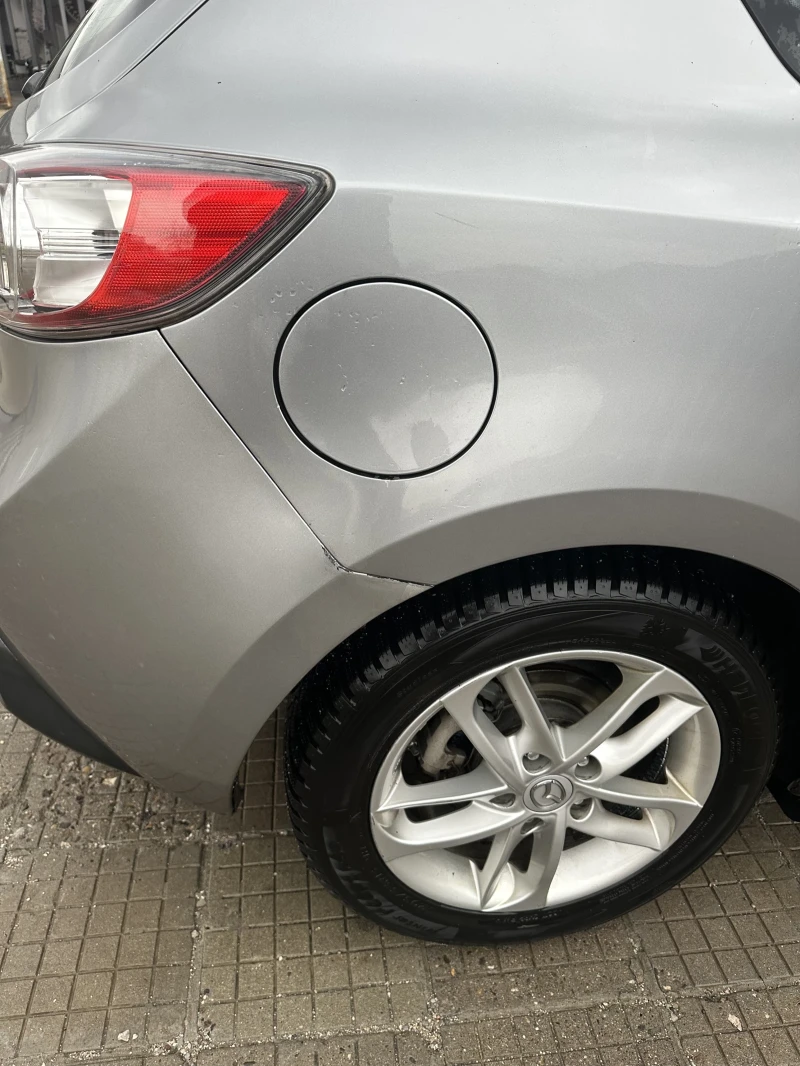 Mazda 3, снимка 5 - Автомобили и джипове - 48214609