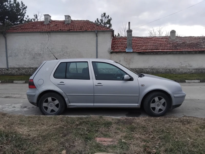 VW Golf 4, снимка 6 - Автомобили и джипове - 48262072