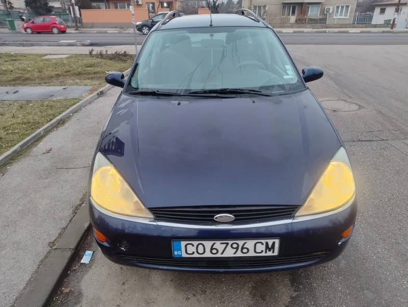 Ford Focus 1.8газ клима, снимка 8 - Автомобили и джипове - 48716542