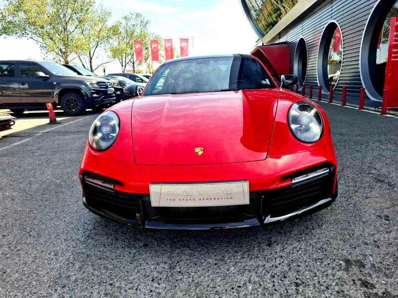 Porsche 911 Turbo S - Пробег само 6350 км! , снимка 2 - Автомобили и джипове - 51735112