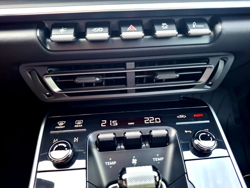 Porsche 911 Turbo S - Пробег само 6350 км! , снимка 17 - Автомобили и джипове - 51735112