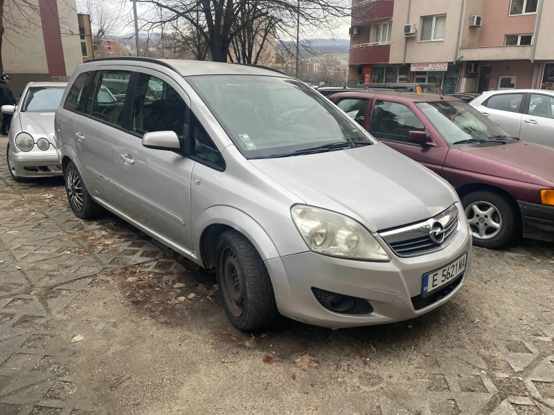 Opel Zafira, снимка 3 - Автомобили и джипове - 52641715