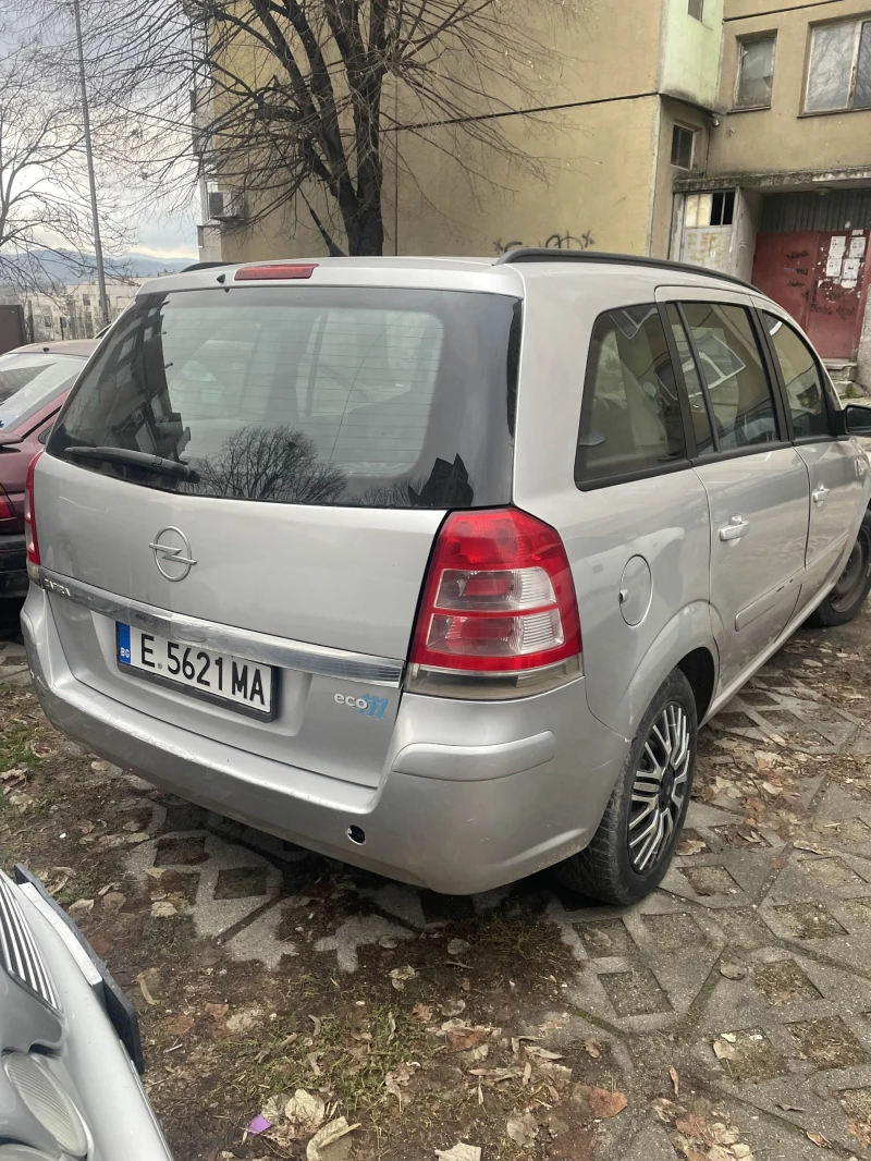 Opel Zafira, снимка 5 - Автомобили и джипове - 52641715