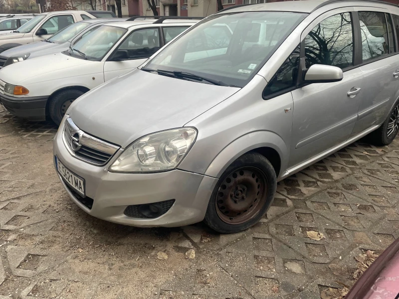 Opel Zafira, снимка 2 - Автомобили и джипове - 52641715