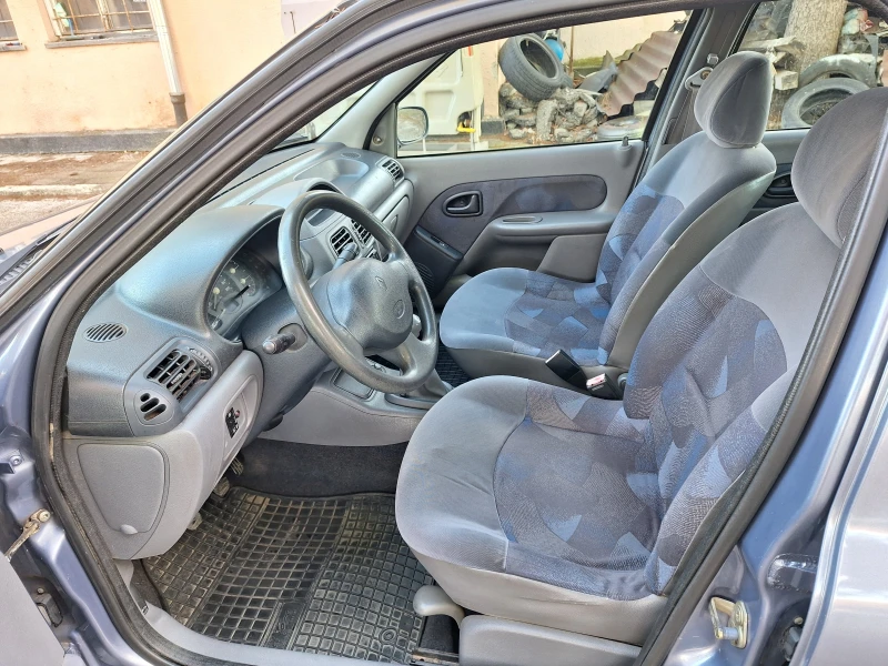 Renault Clio 1, 2i* ГАЗ* КЛИМА, снимка 9 - Автомобили и джипове - 52850796