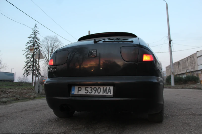 Seat Leon 1.9 TDI FR, снимка 9 - Автомобили и джипове - 52869091