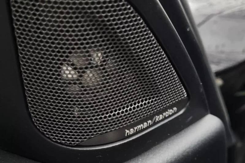 BMW 340 xDrive* АвтоКредит(ЦЕНА ДО БГ), снимка 9 - Автомобили и джипове - 53596722