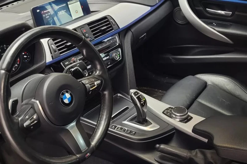 BMW 340 xDrive* АвтоКредит(ЦЕНА ДО БГ), снимка 14 - Автомобили и джипове - 53596722