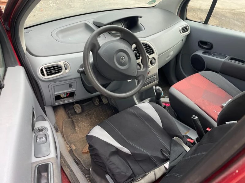 Renault Modus 1.2i, снимка 4 - Автомобили и джипове - 43182293