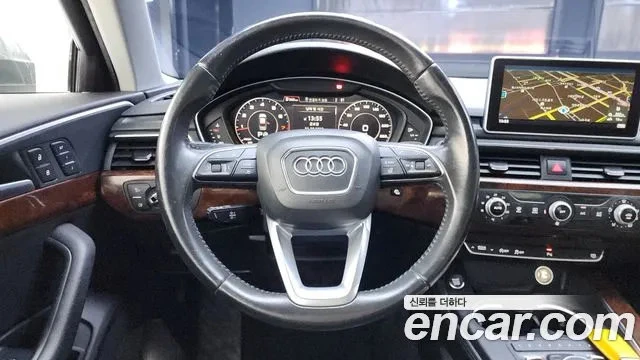 Audi A4 45 TFSI, снимка 5 - Автомобили и джипове - 53974587