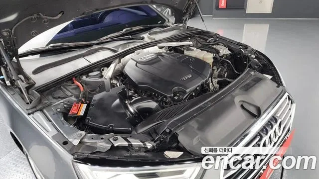 Audi A4 45 TFSI, снимка 15 - Автомобили и джипове - 53974587