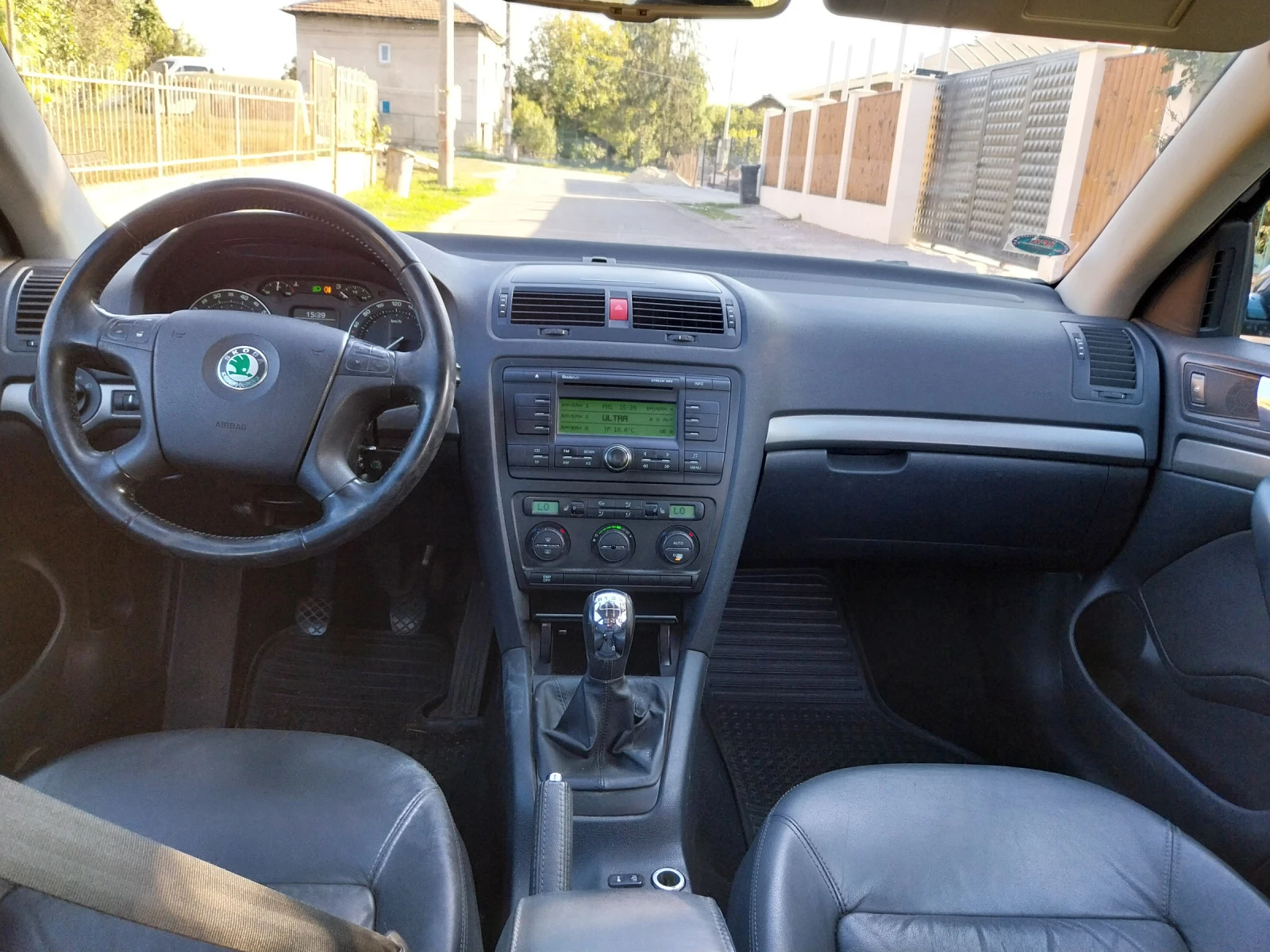 Skoda Octavia 1.8 тфси - изображение 7