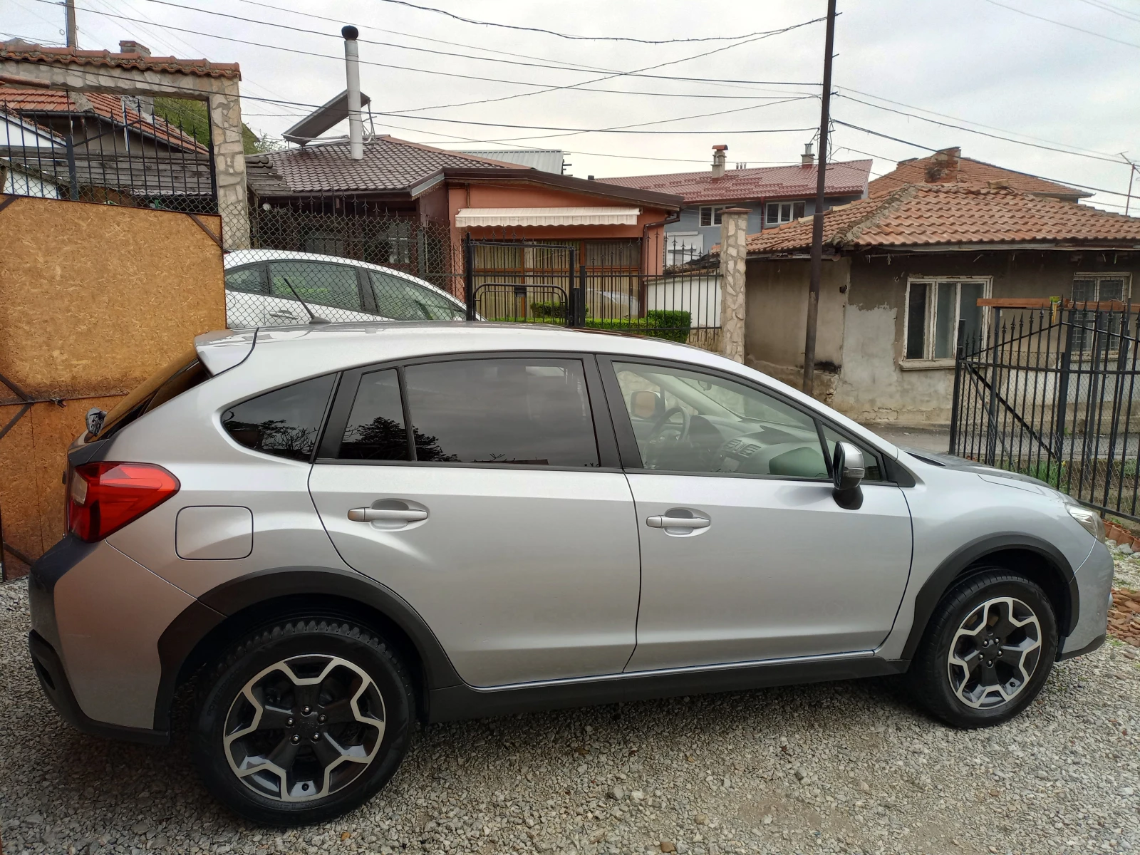 Subaru XV Нави/Панорама/Keyless - изображение 5