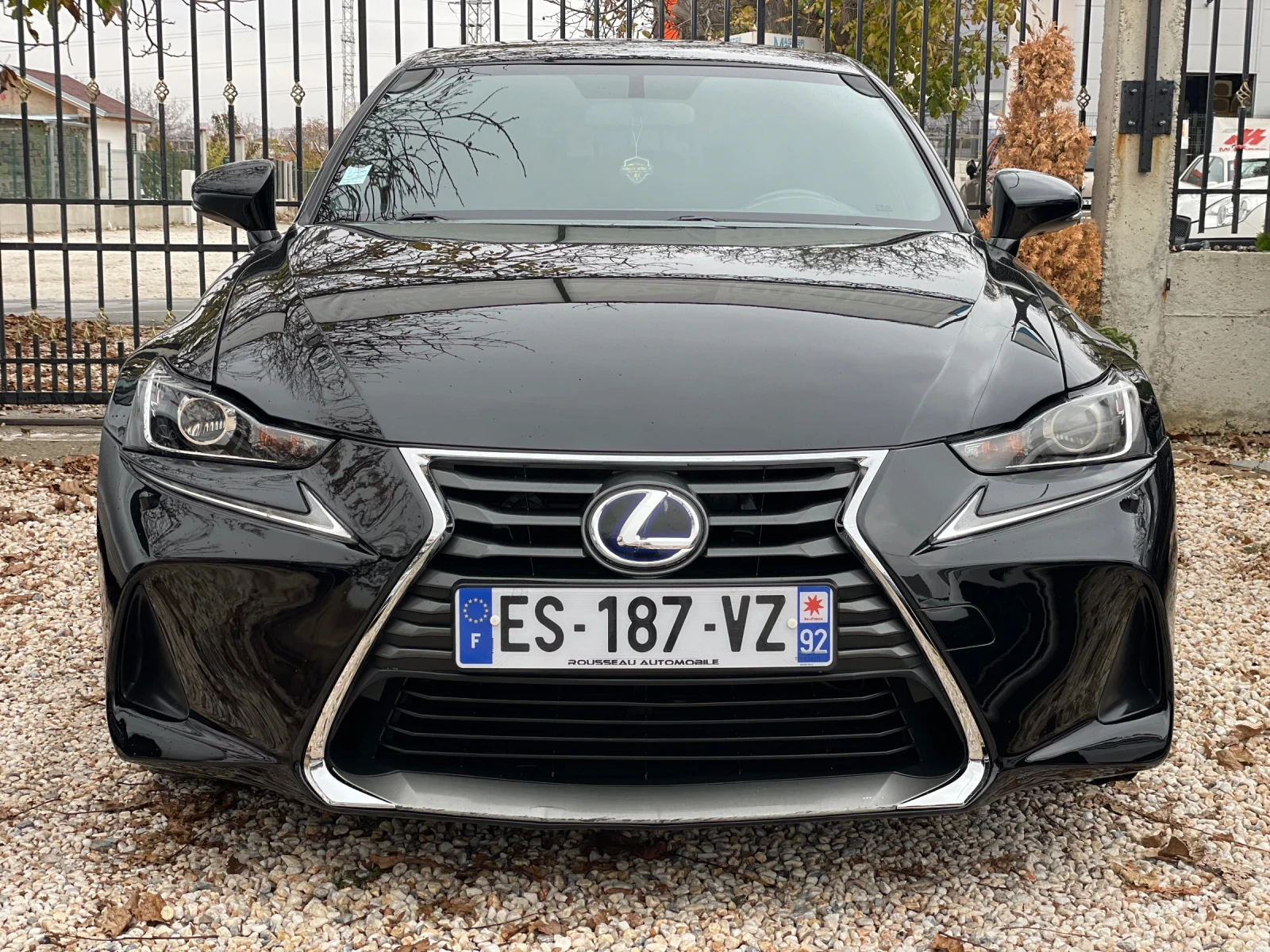 Lexus IS 300 Hybrid  - [1] 