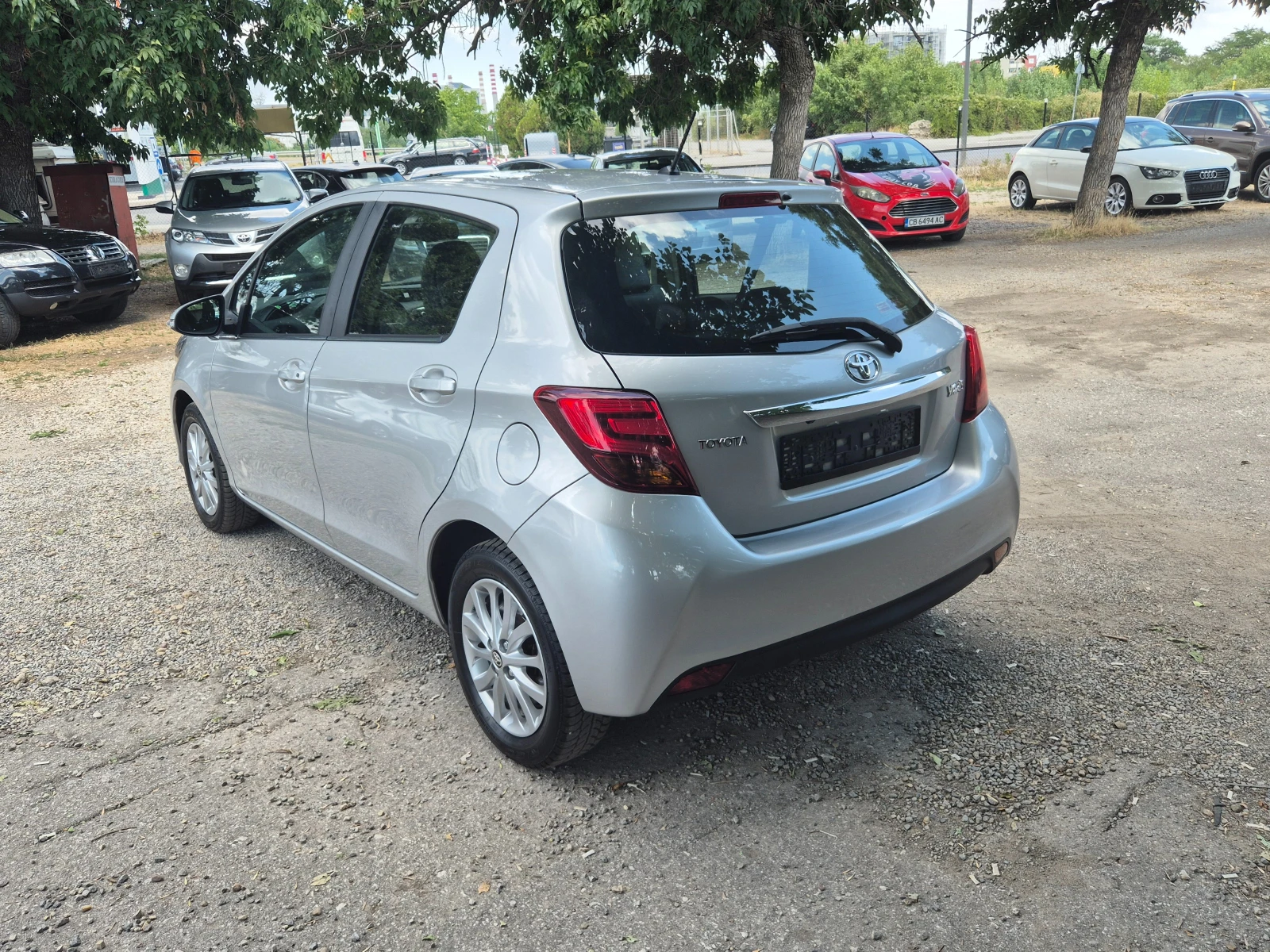 Toyota Yaris 1.4D-4D NAVI КАМЕРА КОЖА КРУИЗ - изображение 6