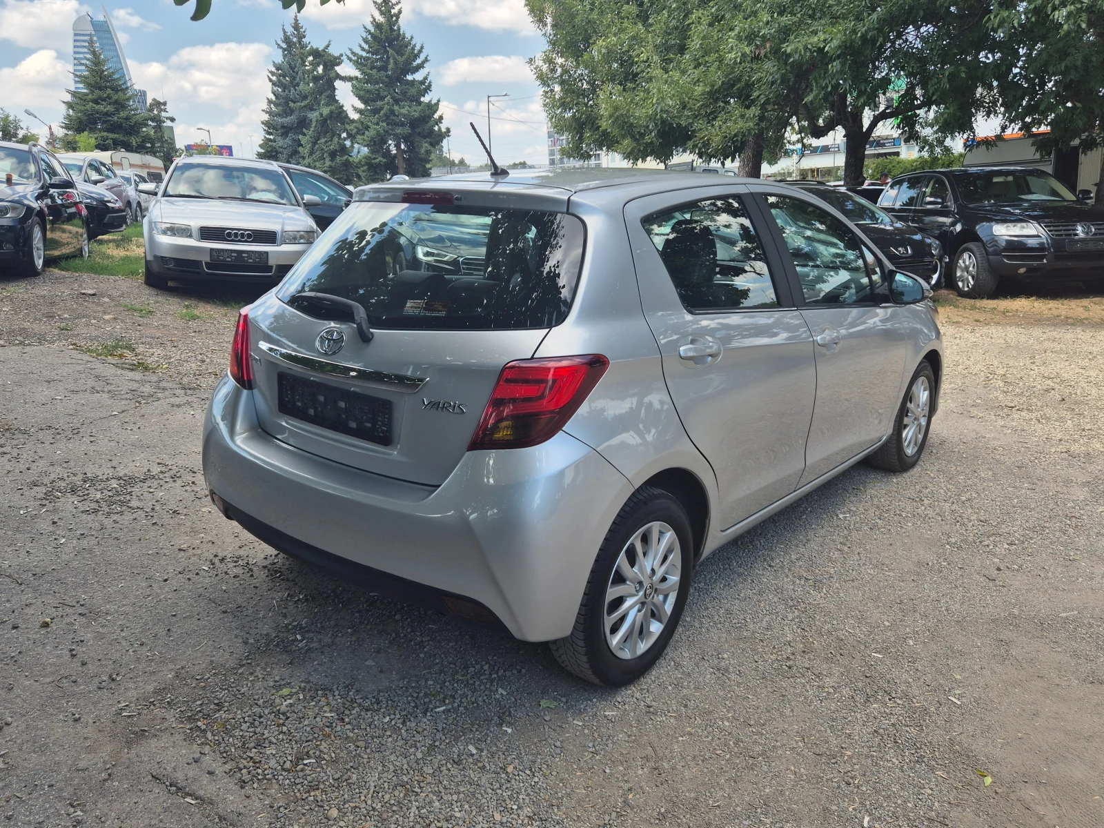 Toyota Yaris 1.4D-4D NAVI КАМЕРА КОЖА КРУИЗ - изображение 5