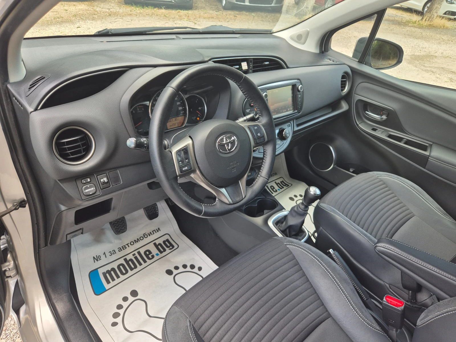 Toyota Yaris 1.4D-4D NAVI КАМЕРА КОЖА КРУИЗ - изображение 10