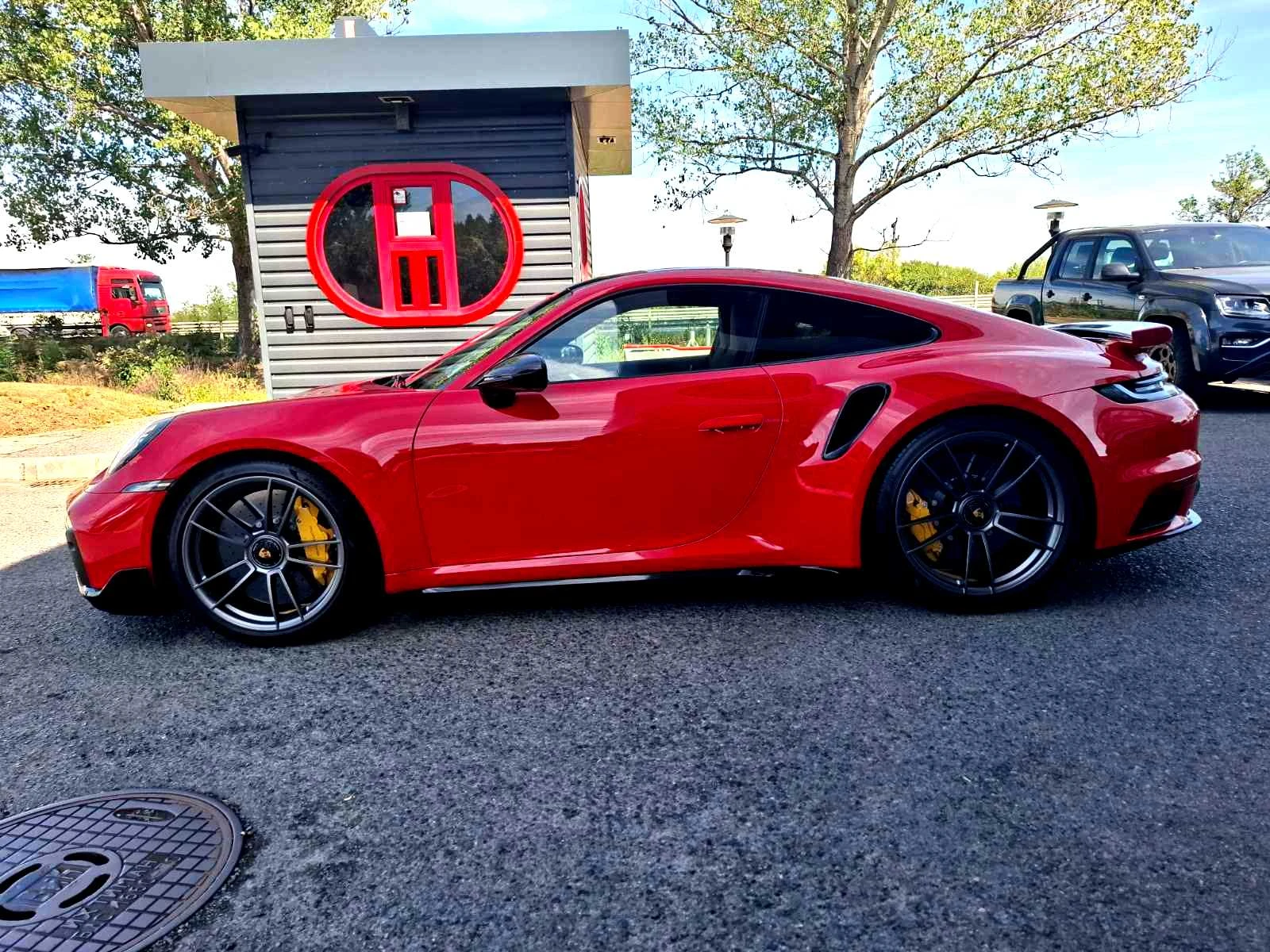 Porsche 911 Turbo S - Пробег само 6350 км!  - изображение 4