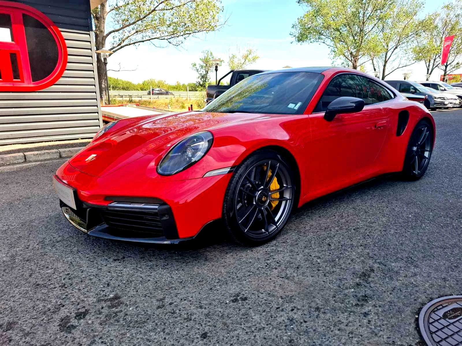Porsche 911 Turbo S - Пробег само 6350 км!  - изображение 3