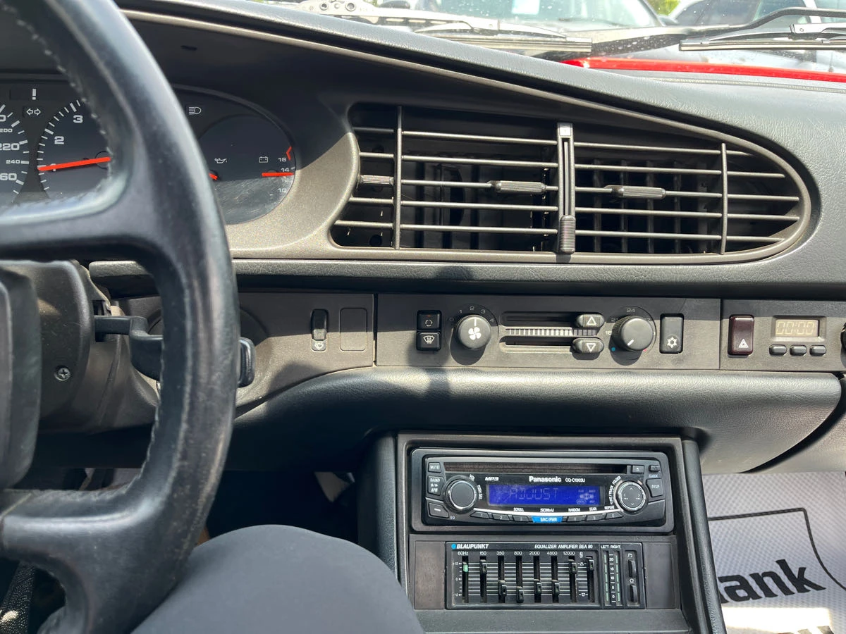 Porsche 944 S CARFAX АВТО КРЕДИТ  | Mobile.bg — изображение 8