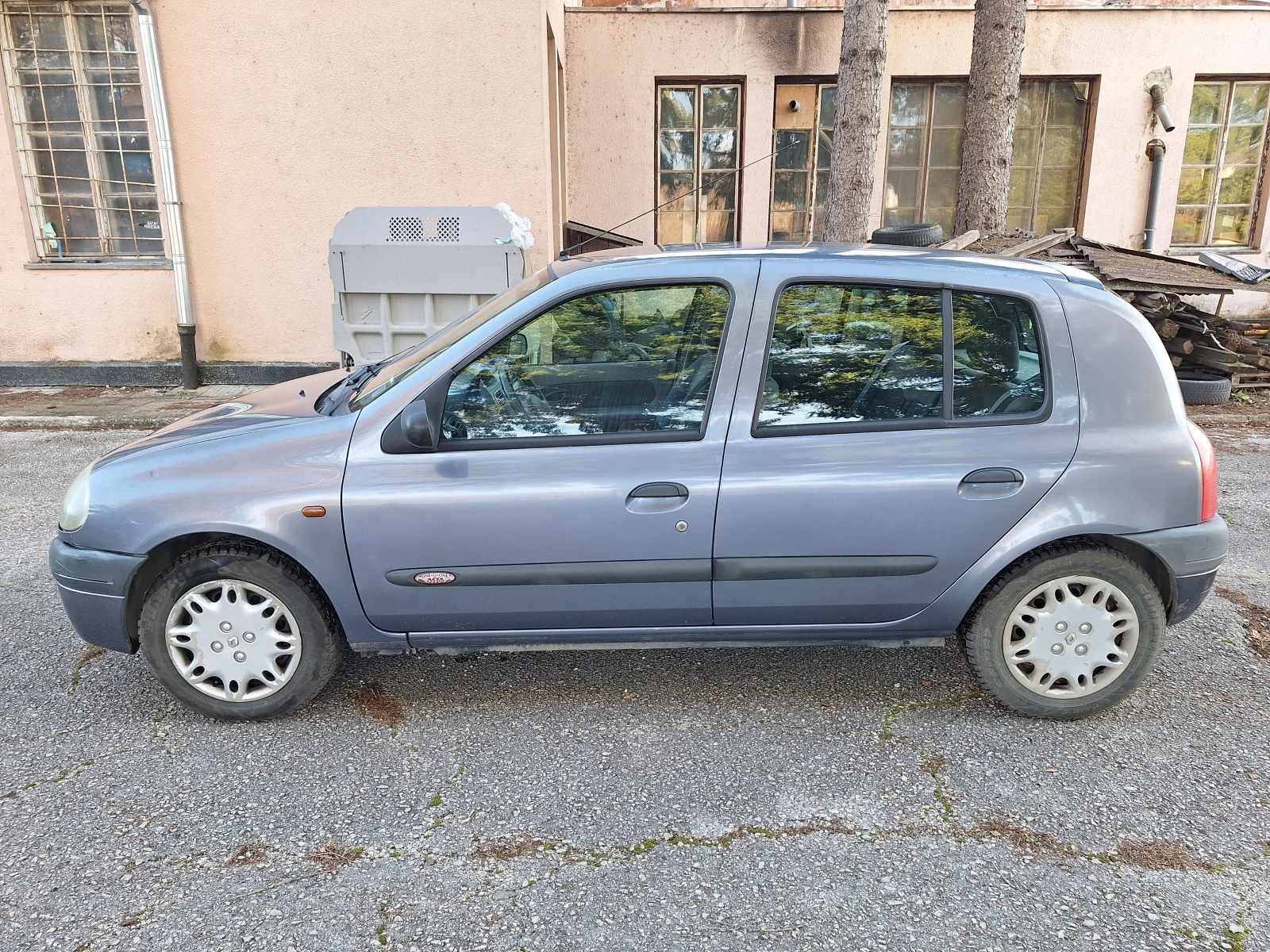 Renault Clio 1, 2i* ГАЗ* КЛИМА - изображение 2