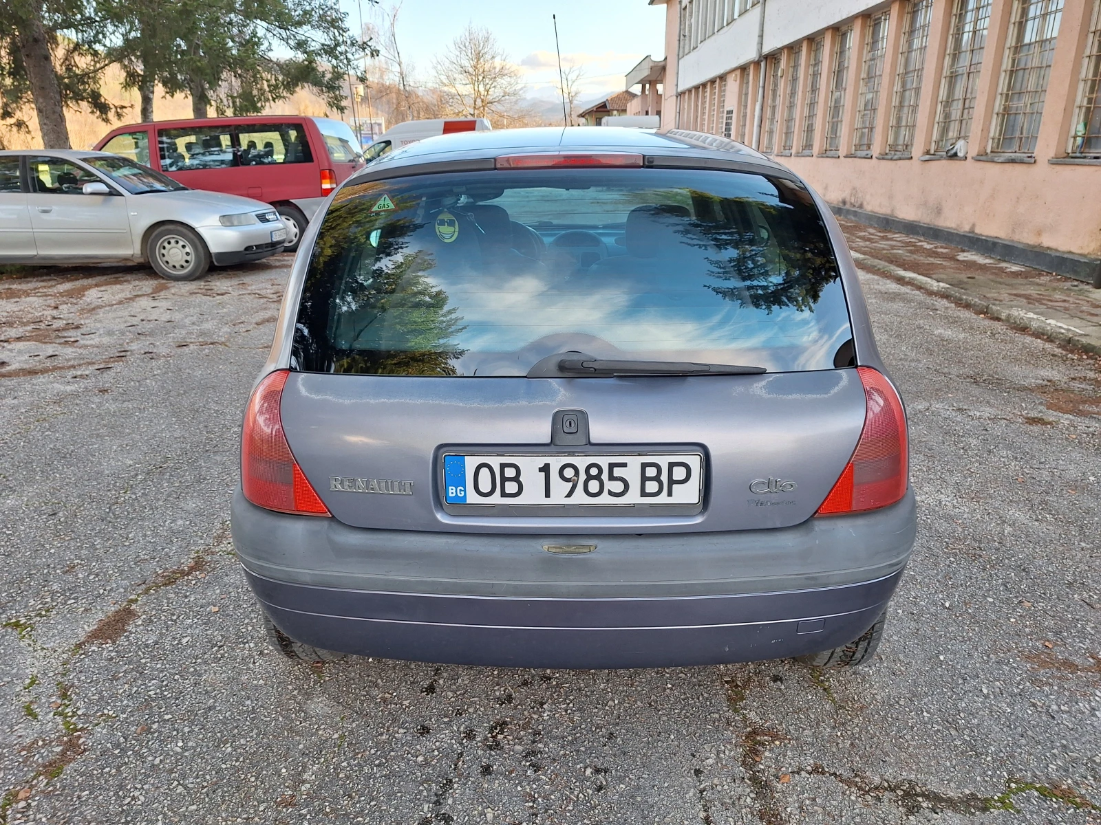 Renault Clio 1, 2i* ГАЗ* КЛИМА - изображение 4