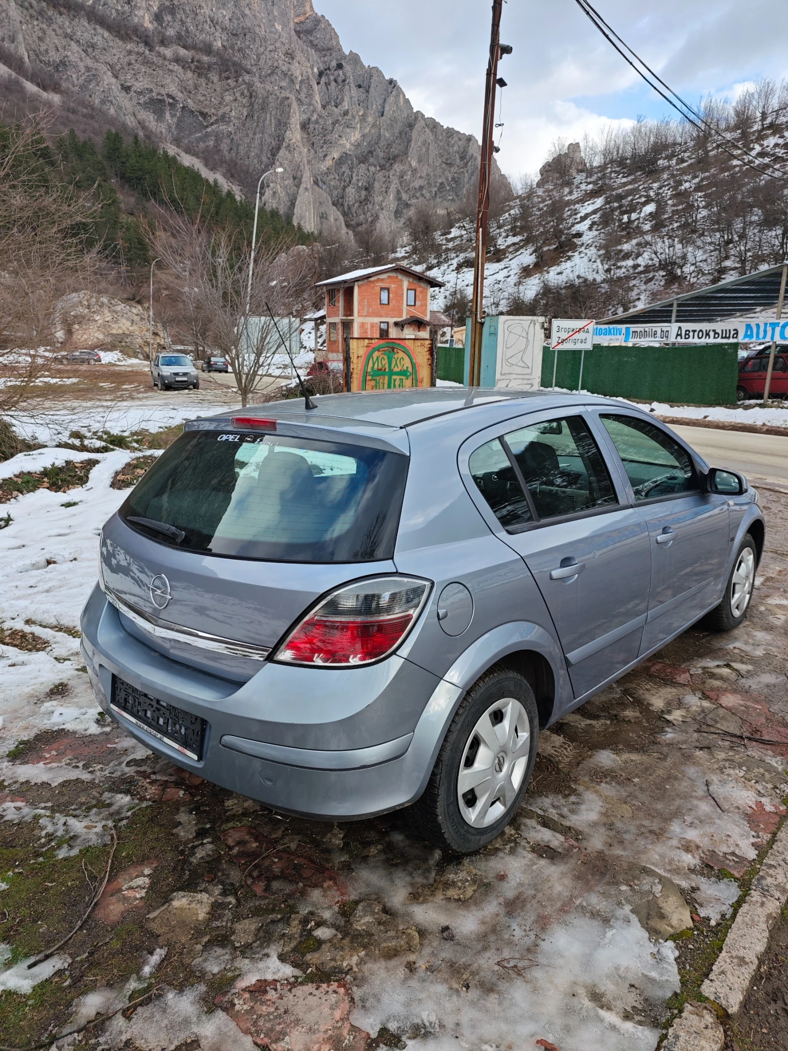 Opel Astra 1.4I НОВ ВНОС - изображение 5