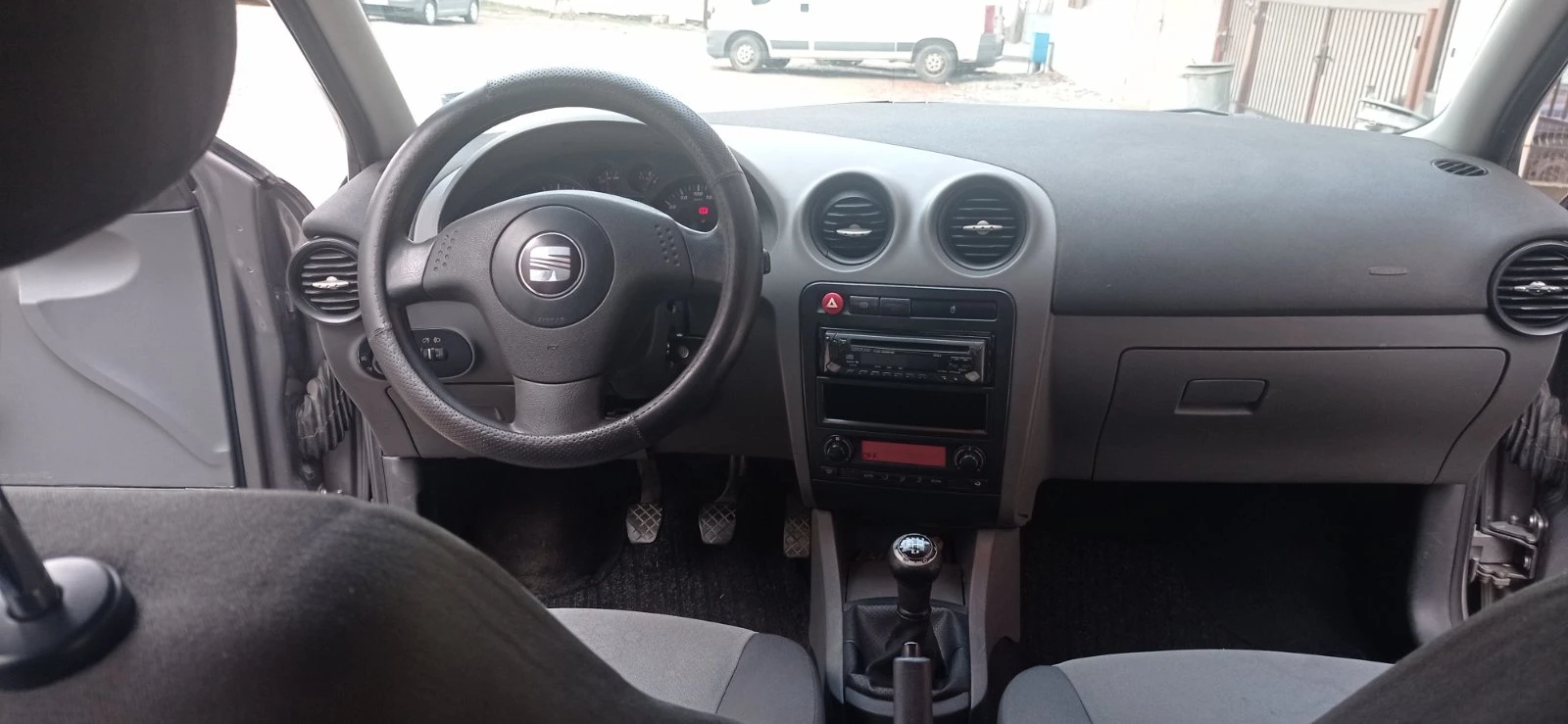 Seat Ibiza  - изображение 9