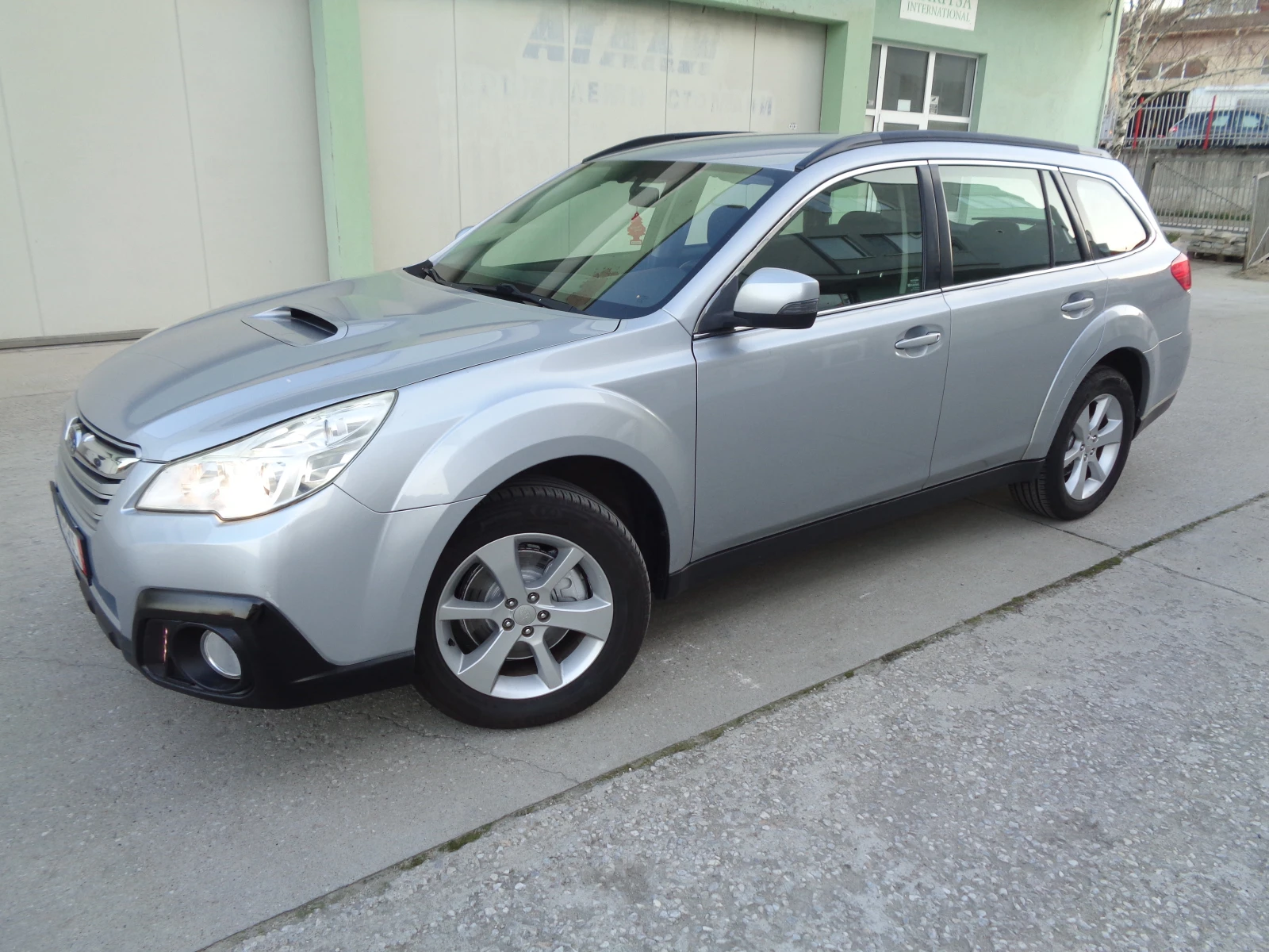 Subaru Outback 2.0D-150-4X4-CH-BARTER-LIZING | Mobile.bg � ����������� 1