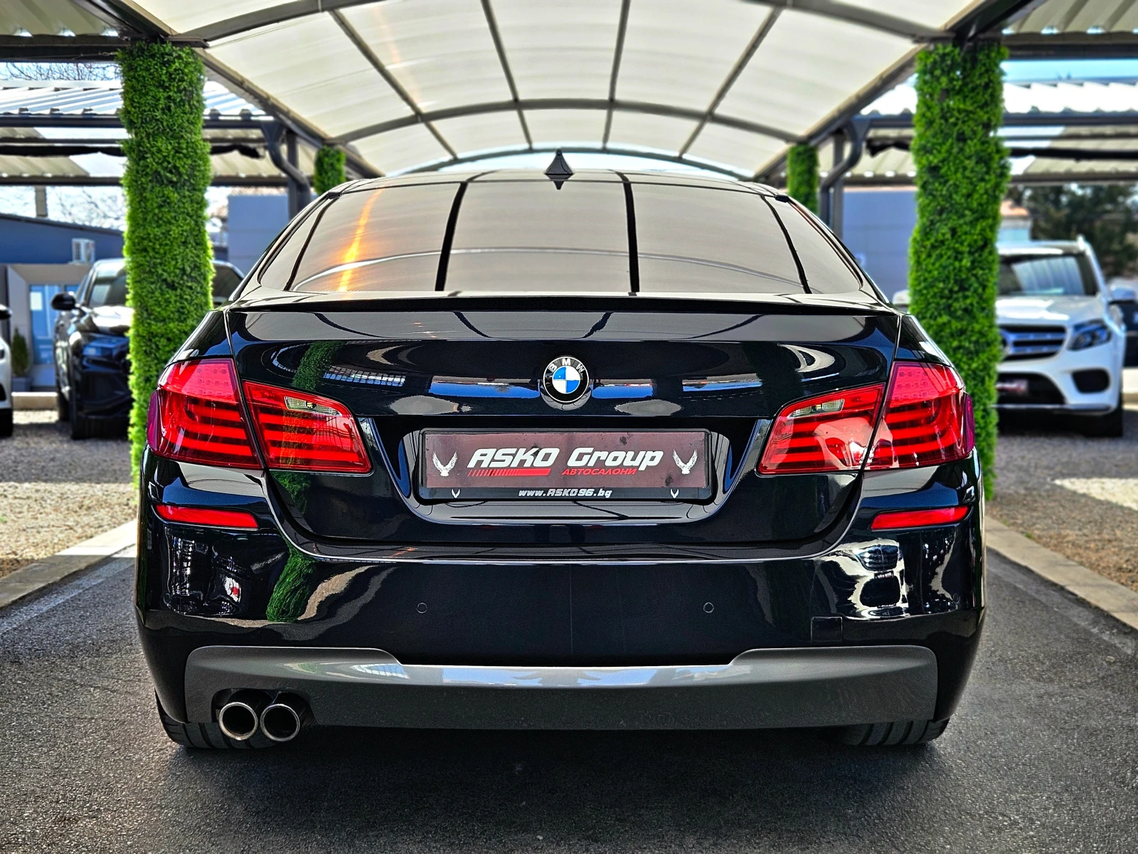 BMW 530 M/XD/ОБСЛУЖЕН/SHADOW LINE/DISTR/HEAD UP/ПОДГРЕВ, снимка 6 - Автомобили и джипове - 53767156