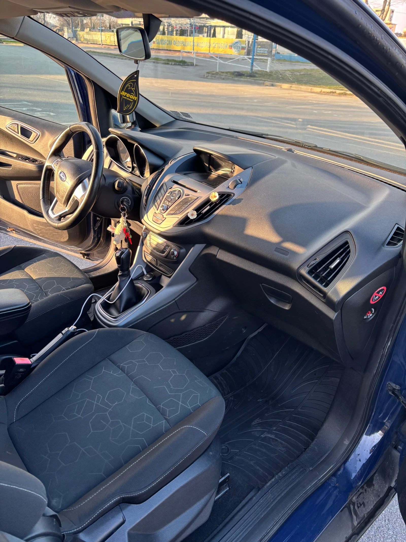 Ford B-Max, снимка 12 - Автомобили и джипове - 53817482