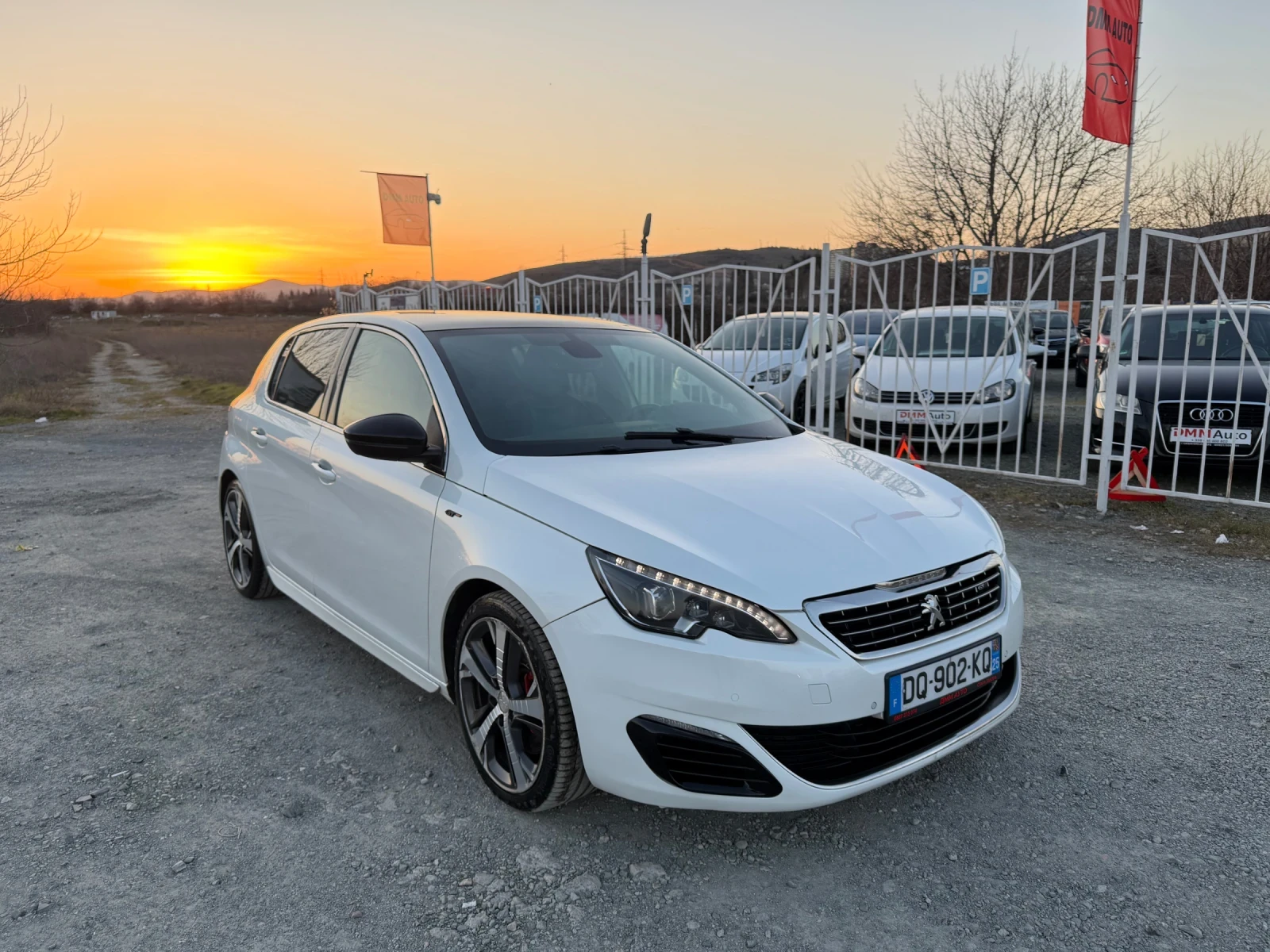 Peugeot 308 2.0HDI-179 GT LINE / АВТОМАТИК / ПАНОРАМА / ЕВРО6, снимка 3 - Автомобили и джипове - 53829887