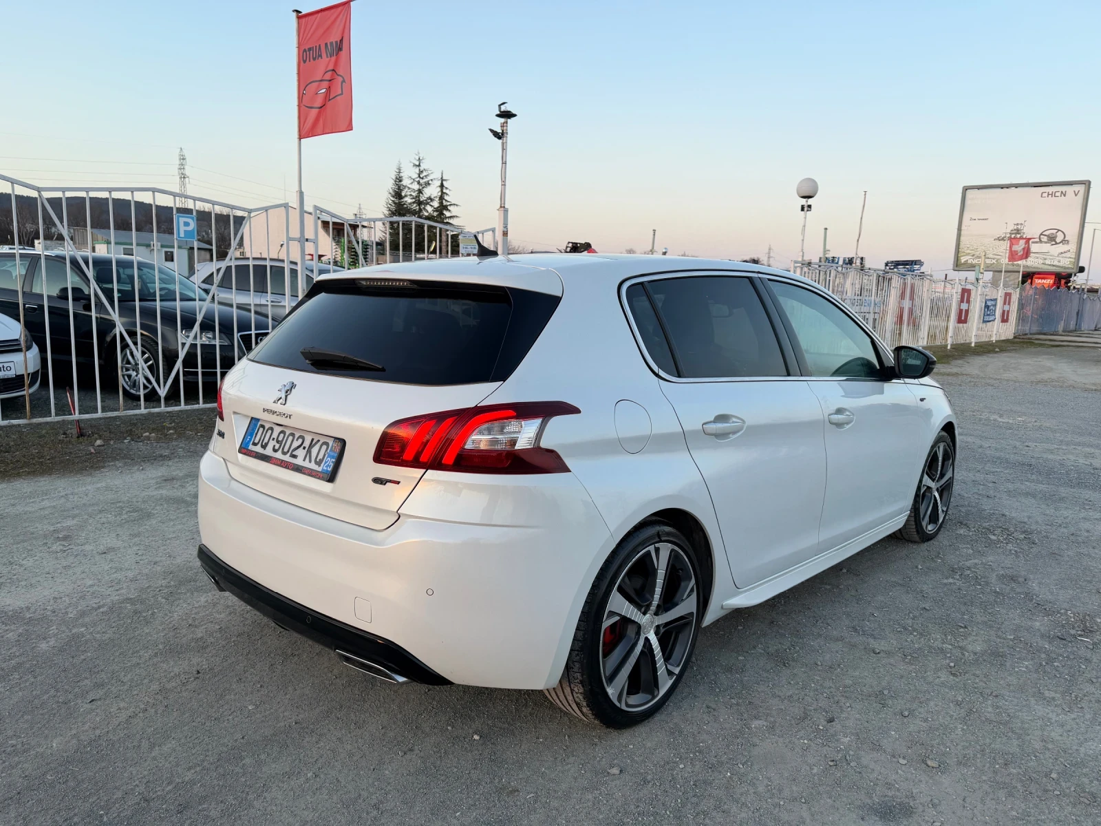 Peugeot 308 2.0HDI-179 GT LINE / АВТОМАТИК / ПАНОРАМА / ЕВРО6, снимка 5 - Автомобили и джипове - 53829887