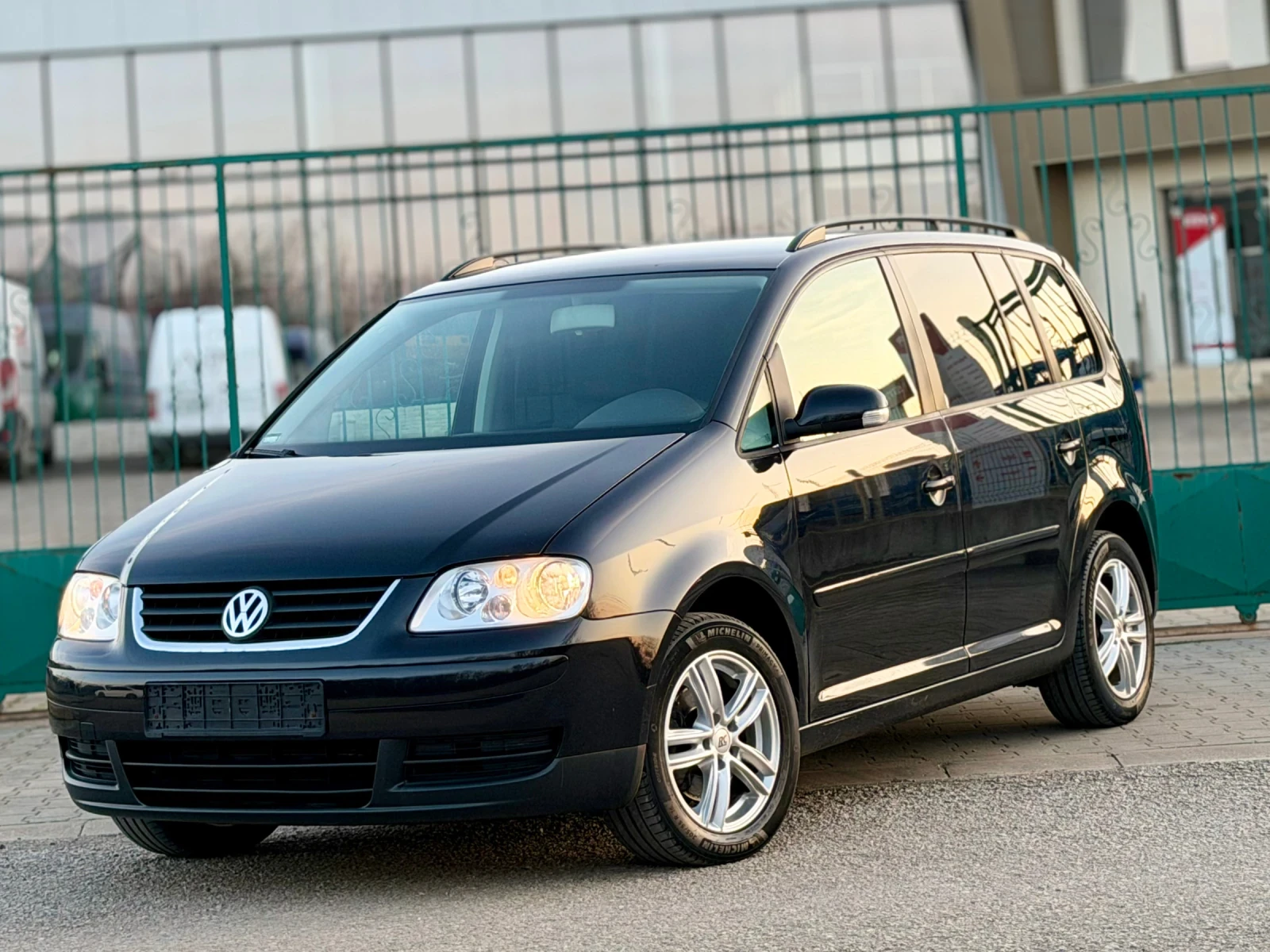 VW Touran 1.9TDi~105hp~6скорости~НАВИГАЦИЯ