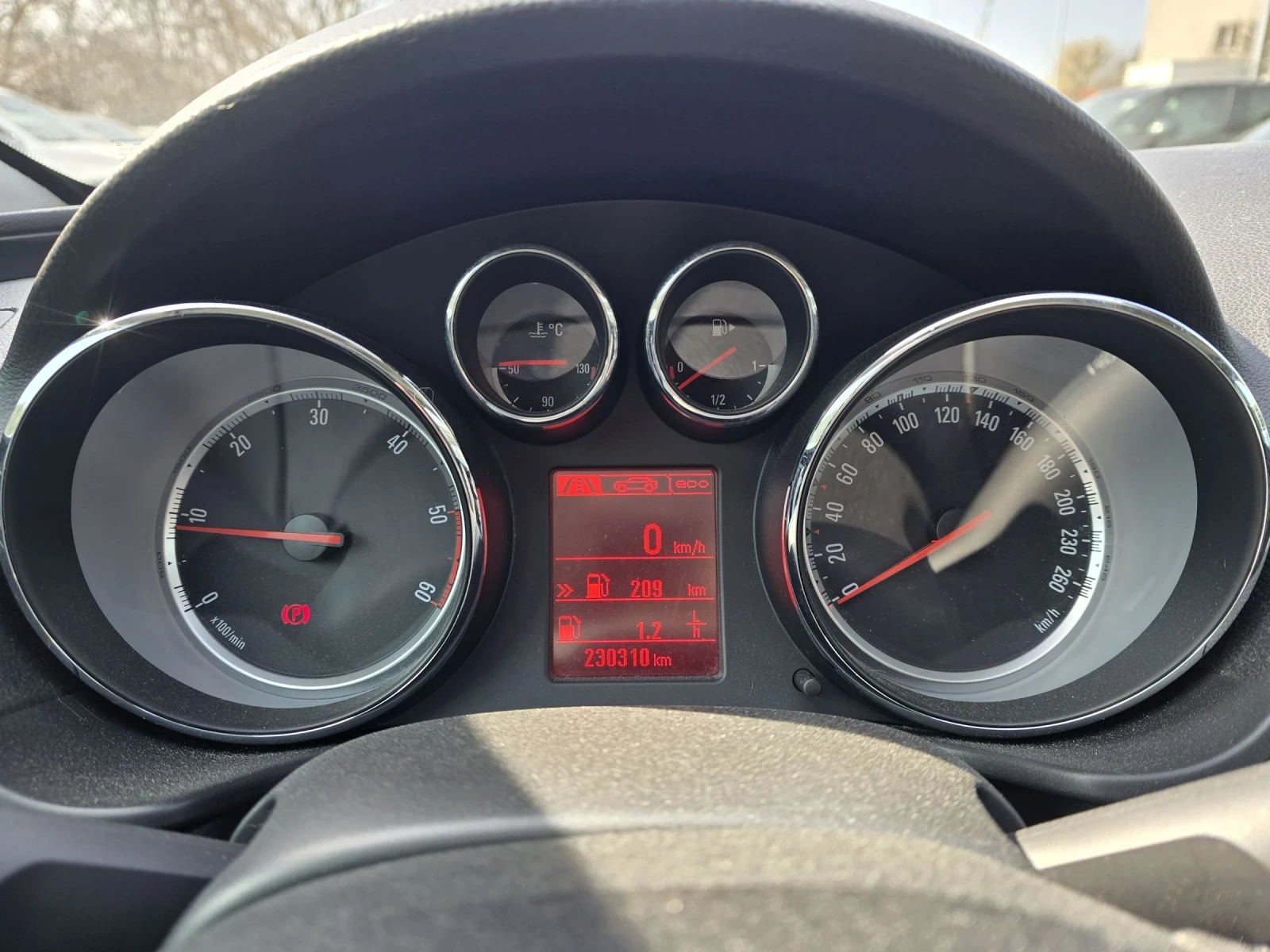 Opel Insignia 2.0cdti 160к.с , снимка 17 - Автомобили и джипове - 53872713