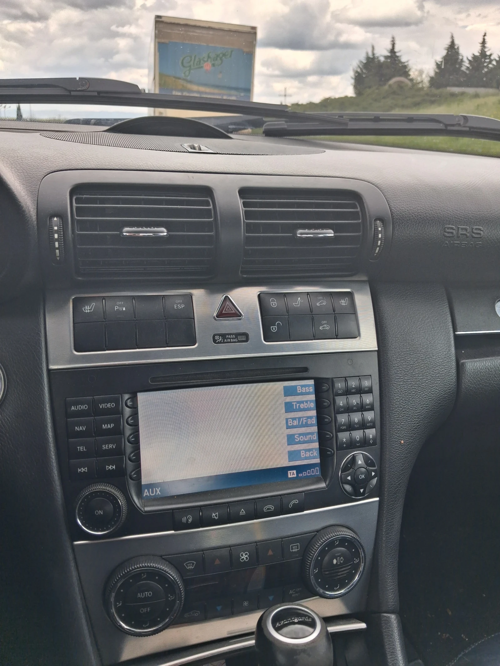 Mercedes-Benz C 320, снимка 6 - Автомобили и джипове - 54378253